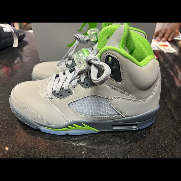 JORDAN 5 RETRO \'GREEN BEAN\' 2022